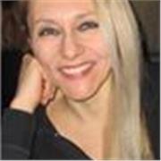 L'italiano è una lingua dolce, melodica e meravigliosa! Sarà una gioia accompagnarti nella sua scoperta!