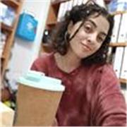 La manera más eficaz para aprender un idioma, es conversando. Yo te ofrezco clases de conversación para que puedas aprender de manera dinámica y divertida