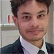 Studente universitario di medicina con voto al diploma di maturità scientifico 100 e lode