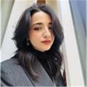 Sono una giovane insegnante di italiano da remoto, con un diploma linguistico! È l’ora di aiutarti con i compiti e molto altro!