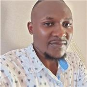 I Stéphane, give affordable private Italian lessons