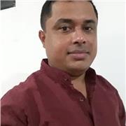 Profesor de computación para niños, jóvenes y adultos