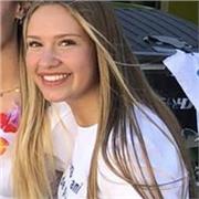 Studentessa Universitaria diplomata presso ITA di San Michele all’Adige, disponibile per ripetizioni di Inglese e Tedesco ( entrambi con certificazione B1 ) e materie scientifiche quali chimica, matematica e biologia. Se necessario disponibile anche per m