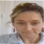 Professeure à domicile, je peux donner des cours de soutien scolaire en primaire et dans le secondaire.