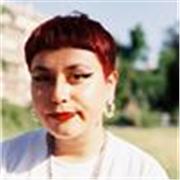 Maestra de fografía, periodista de profesión y fotógrafa, con experiencia haciendo clases para diversos rangos etarios.