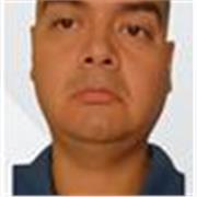 Profesor dedicado a difundir temas históricos y a dar asesoría a alumnado