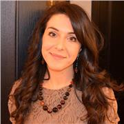 Insegnante di inglese specializzata nella preparazione per gli esami Cambridge e in conversazione inglese