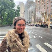 Profesora francesa nativa da clases de francés para todos los niveles