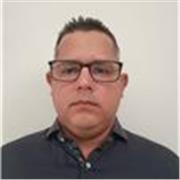 Trabajo a medio tiempo como profesor