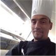 Prof de cuisine, pâtisserie, nutrition pour la promotion de la santé 
30. Ans d’expertise culinaire 
Passionné de cuisine (saine)