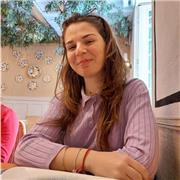 Laureata in turismo e con certificazione DELE C1 impartisce ripetizioni di spagnolo