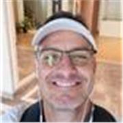 Entrenador de natación, a partir de 8 años de edad en adelante. Horario de mañana