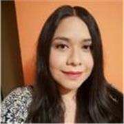 Maestra de español para extranjeros con nivel intermedio de inglés