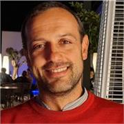 Profesor de Geografía e Historia. Capaz de impartir también otras materias relacionadas. Con experiencia en primaria y secundaria.