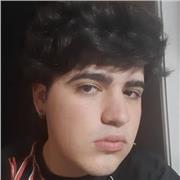 Estudiante con un título C1 en inglés, con alta fluidez en el idioma y con disponibilidad horaria completa