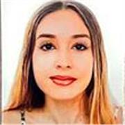 Estudiante de carrera de idiomas , especializada en inglés