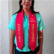 profesora con maestría en gerencia universitaria