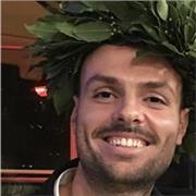 Laureato in scienze della mediazione linguistica impartisce ripetizioni di spagnolo e inglese