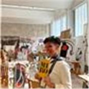 Profesora de arte y otras materias para personas dependientes en aprendizaje con 15 años de experiencia 