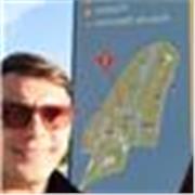 Licenciado en administración empresarial, apto para todas las edades