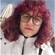 Parlo fluentemente spagnolo. Studiato alle medie e al liceo scienze umane come seconda lingua. Lingua parlata anche in casa