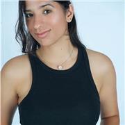 Profesora de castellano y literatura imparte clases