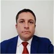 Maestro especializado en niños de primaria