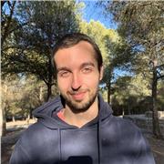 Estudiante de segundo año de filología inglesa imparte clases, con un B2 acreditado por Cambridge. Preparo exámenes de B1, selectividad de inglés o clases de repaso del temario dado por el alumno