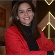 Profesora de Español certificada con enfoque comunicativo y orientada a contextos reales.