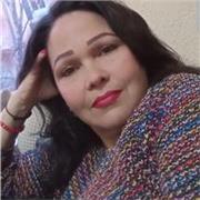 Me defino como una persona con mucha paciencia, con didáctica y dispuesta a colaborar en el proceso de aprendizaje de chicos y chicas de la enseñanza básica. Por las tardes de lunes a viernes.