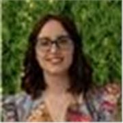 Dottoressa abilitata all'esercizio della professione forense impartisce lezioni di diritto sia a studenti universitari, sia a studenti di scuola superiore, nonché aiuto compiti per il dopo scuola a studenti delle elementari, medie e superiori