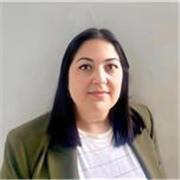 Profesional titulada en Empresariales con más de 7 años de experiencia en administración pública.                   