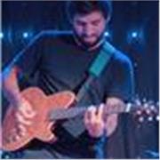 Doy clases particulares de guitarra para nivel inicial e intermedio orientada a la música latinoamericana