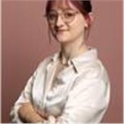 Erdkunde Tutorin, die dir dabei hilft unsere Erde und die Zusammenhänge zwische  Mensch und Unwelt besser zu verstehen 