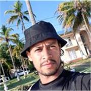 Licenciado en Inglés con 6 años de experiencia en la enseñanza del idioma inglés en contextos presenciales y virtuales