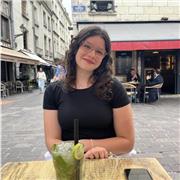 Étudiante en droit, aide des élèves du CP à la 3 ème en histoire et français