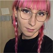 Docente di liceo artistico di discipline visive e tecniche grafiche e pittoriche offre lezioni di disegno e pittura