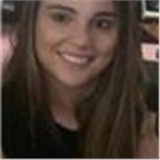 Hi, I’m Ellie! I’m an English tutor from London with experience teaching international students online through Native Camp. 