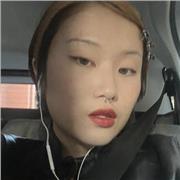 I give group drawing and art lessons to children aged 10-16, informative art history and fashion/ anatomy related drawing lessons.