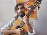 Profesor de guitarra en música folklorica Sudamericana y Oriente Medio