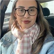 Professora de educação especial, atuo também com aulas particulares e estou cursando psicologia