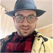 Insegnante di Matematica impartisce lezioni di Matematica e Fisica per studenti delle scuole superiori