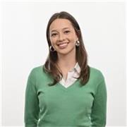 Hello! I’m a recent law graduate who loves helping others learn in a way that feels clear, enjoyable, and empowering. 