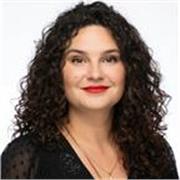 Profesora de formacion profesional especializada en intervencion sociocomunitaria