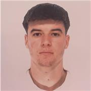 Estudiante universitario, cursando la doble titulación de educación primaria y ciencias del deporte