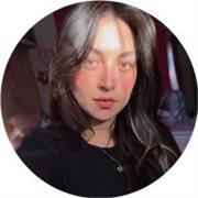 Profesora de inglés especializada en apoyo escolar para estudiantes con distintas necesidades