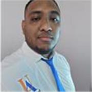 Ingeniero mecánico, con 1 año de experiencia como docente de matemática, física e informática