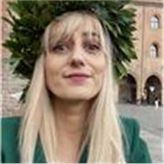 Insegnante laureata offre aiuto compiti per medie e superiori