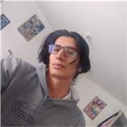 Profesor enseña y coreográfica géneros de baile urbanos y clásicos entre 10 años en adelante, adolescentes y adultos