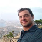 Learn English Step-by-Step with a Fun Mother-Tongue English Teacher!